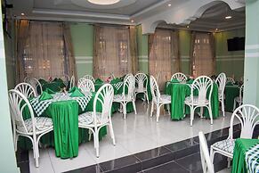 Glamour Apollo Hotel Webuye