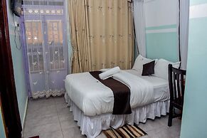 Glamour Apollo Hotel Webuye