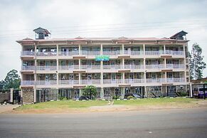 Glamour Apollo Hotel Webuye