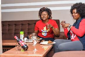 Glamour Apollo Hotel Webuye