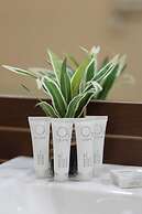 Apartment With 3 Rooms Bemowo by Renters