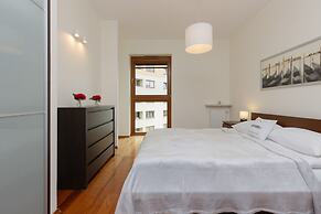 Apartment With 3 Rooms Bemowo by Renters