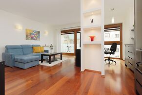 Apartment With 3 Rooms Bemowo by Renters