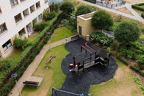 Apartment With 3 Rooms Bemowo by Renters