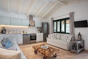 K Waterfront Residence In Mani