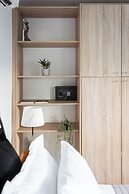 K Waterfront Residence In Mani