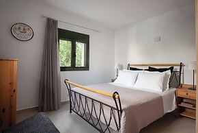 K Waterfront Residence In Mani