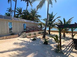 Zanzibar Beach House- West