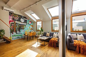 Fragola Apartments Artsquare