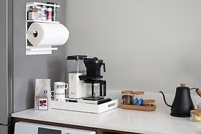 The Neighborhood Hotel-Little Italy