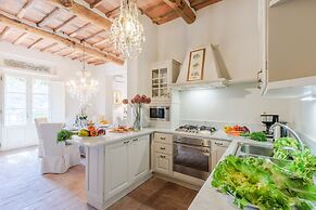 Villa Domus Francigena