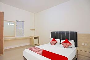 OYO 92585 Smiley 999