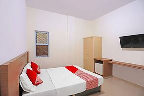 OYO 92585 Smiley 999