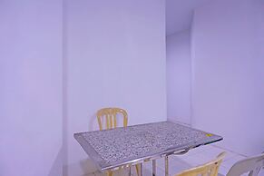 OYO 92585 Smiley 999