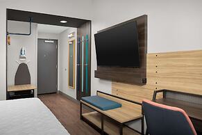 Tru by Hilton Jacksonville Airport I-95