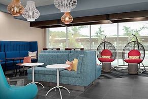 Tru by Hilton Jacksonville Airport I-95