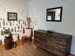 The Inn at Woodsong Acres