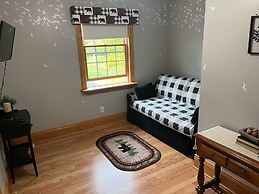 The Inn at Woodsong Acres