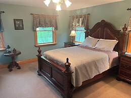 The Inn at Woodsong Acres