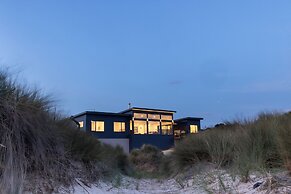 Coast Beachfront Retreat