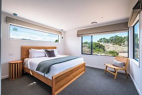 Coast Beachfront Retreat