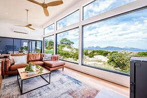 Coast Beachfront Retreat