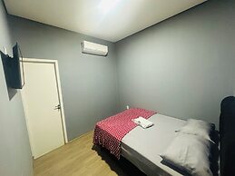 On Hostel premium com traslado e cafe