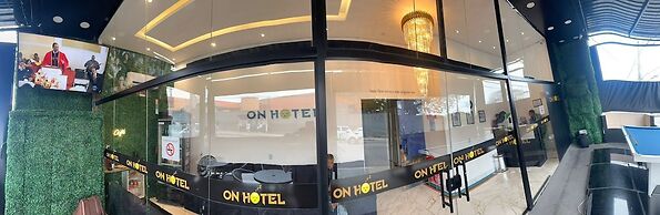 On Hostel premium com traslado e cafe