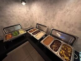 On Hostel premium com traslado e cafe