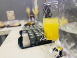 On Hostel premium com traslado e cafe