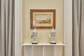 Via Niccol Tommaseo 14