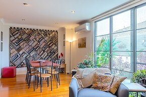 StayCentral - Tranquil Townhouse