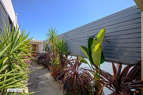 StayCentral - Tranquil Townhouse