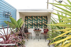 StayCentral - Tranquil Townhouse