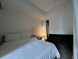 RivetStays - The Jarvis