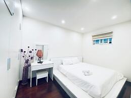 My Khe Beach 3 Bedrooms Apartment