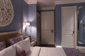 Red Thread Calangute