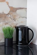 Warsaw Apartment Dobra by Renters