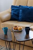 Warsaw Apartment Dobra by Renters