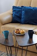 Warsaw Apartment Dobra by Renters