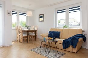 Warsaw Apartment Dobra by Renters
