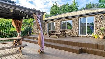 Jeju Doldamhankil Pension