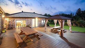 Jeju Doldamhankil Pension