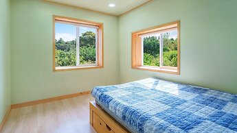 Jeju Doldamhankil Pension