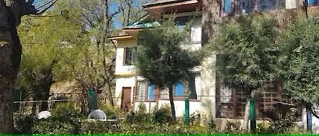 Goroomgo Nice One Palace Srinagar