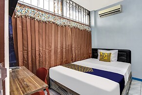 SPOT ON 90147 Gosepa Ambengan Plaza