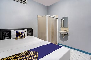 SPOT ON 90147 Gosepa Ambengan Plaza