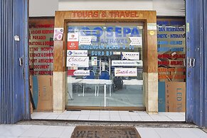 SPOT ON 90147 Gosepa Ambengan Plaza