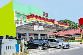 OYO 92293  Pahala Syariah Residence