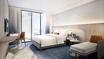 Holiday Inn Express and Suites Bangkok Central Pier, an IHG Hotel